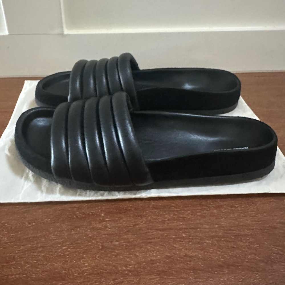 Isabel Marant Quilted Hellea Black Leather Slides - Picture 2 of 9